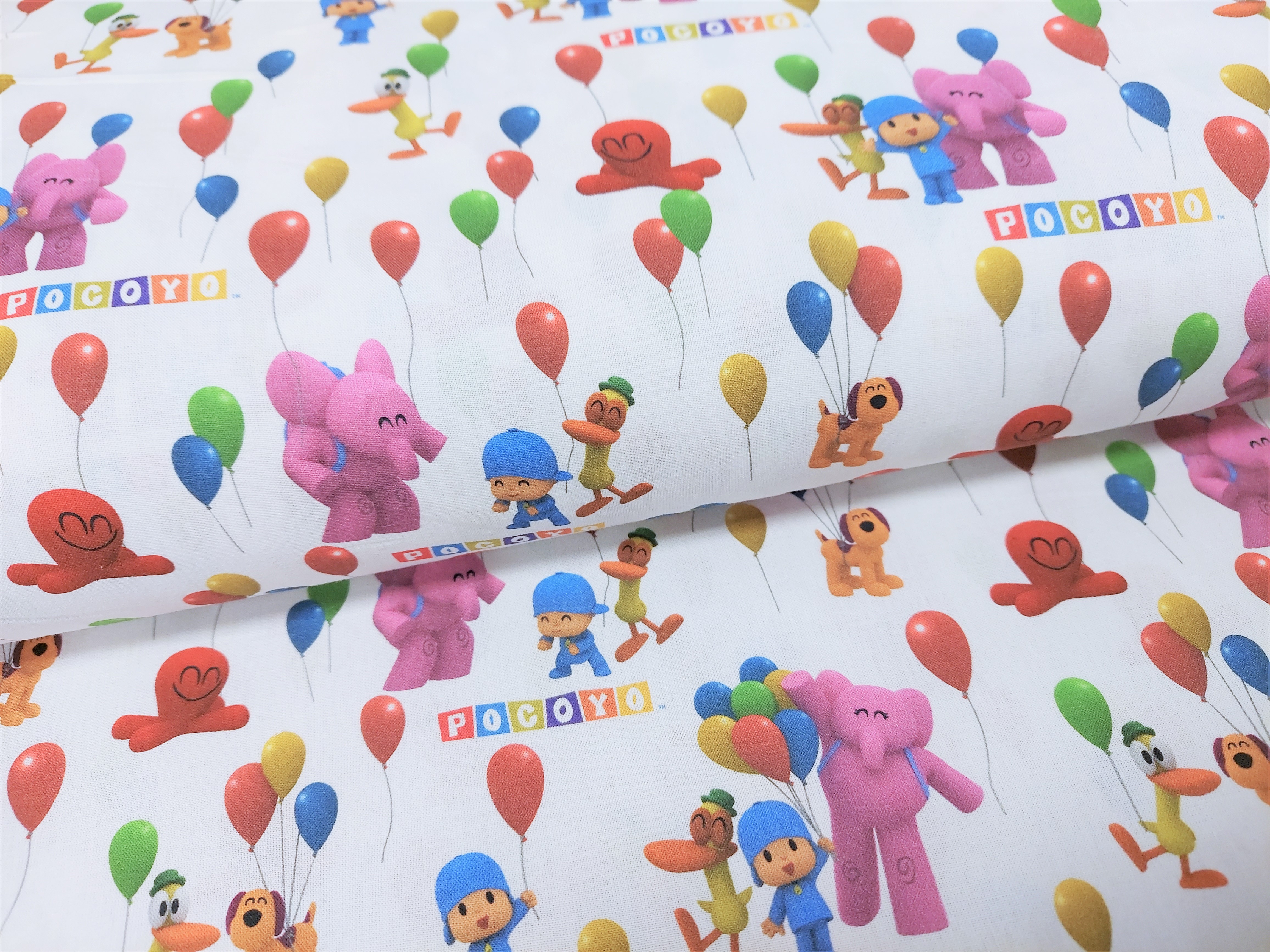 Baumwollstoff Lizenz mit Pocoyo und seinen Freunden, Digitaldruck - ecru