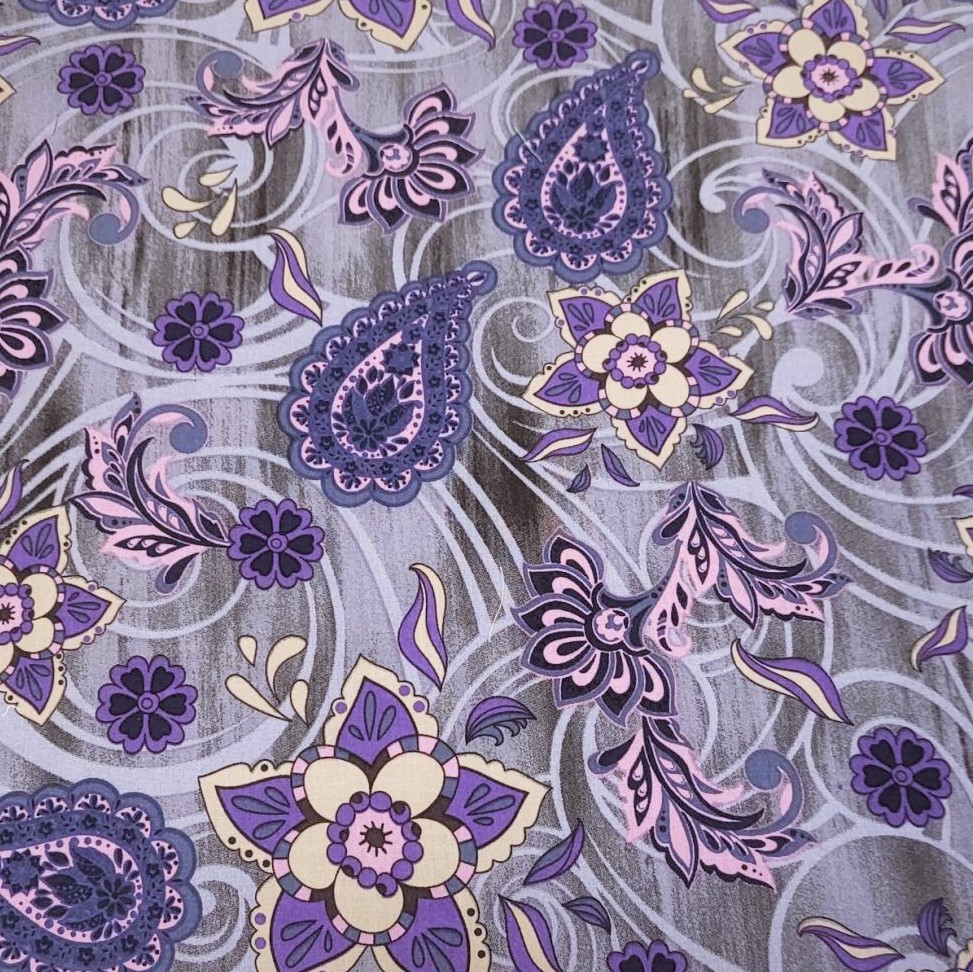 Viskose Meryem Digital mit Paisley und Blumen - lavendel